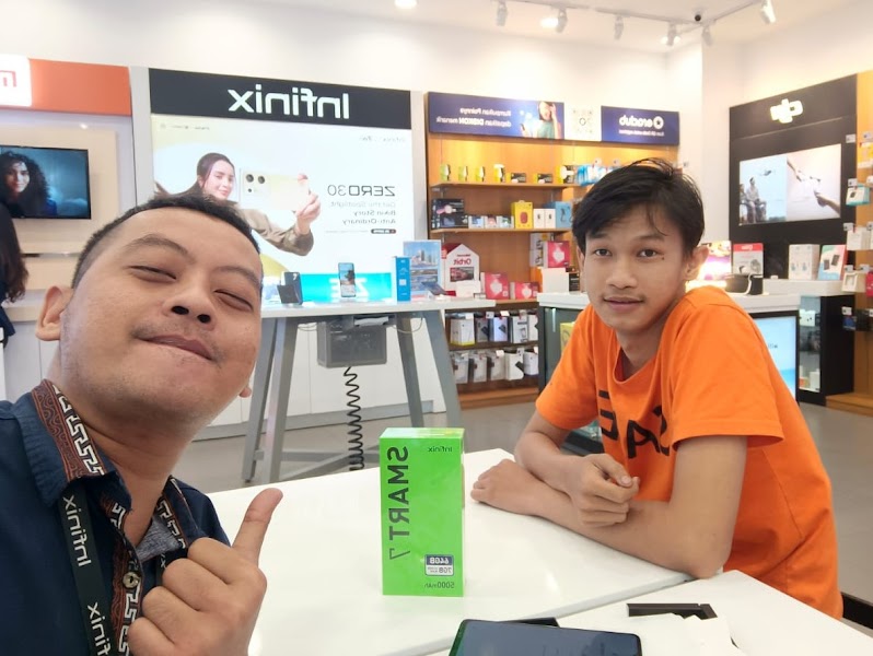 Infinix Resmi Tangerang Raya in Kota Tangerang